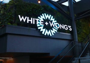 White and Wongs restaurant illuminated exterior signage - by Signwise Auckland